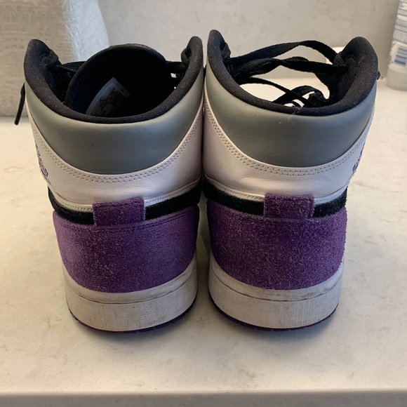 Air Jordan 1 mid top men’s size 11 purple/black - Picture 6 of 8